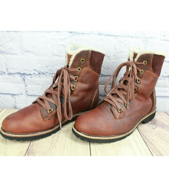 LL Bean Red Leather Fleece Lined Rugged Cozy Ankle Winter Boots Size 9.5 M - Picture 2 of 9